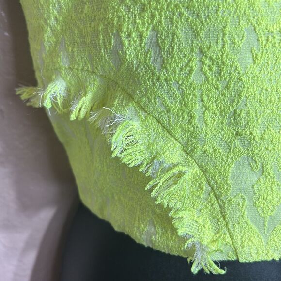 Alexis women’s medium neon yellow textured frayed crop top festival boho - Picture 3 of 6